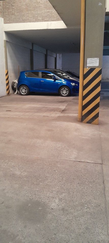 Parking + Local Comercial  + 2 depositos.Pleno Corazon de Echesortu! Alta Rentabilidad!!